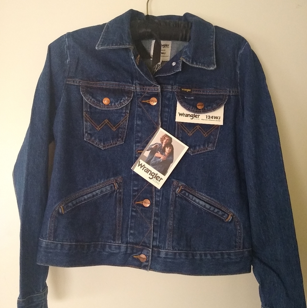 Women's Wrangler 124WJ Western Denim Jacket NWT